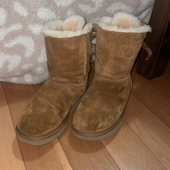 Brown Bailey Bow Short Boot Womens Size 5 - Picture 2 of 3